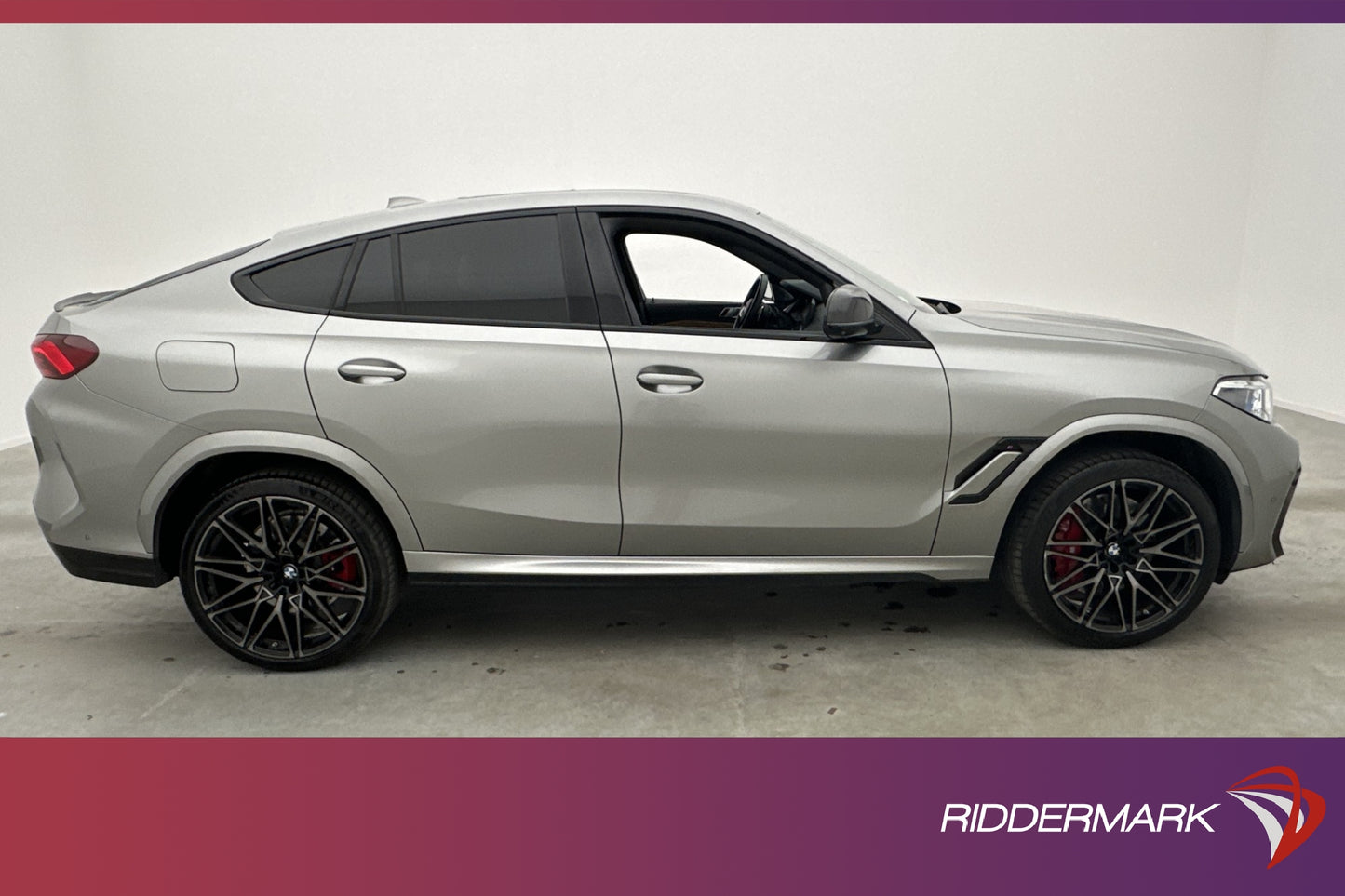 BMW X6 M Competition 625hk B&W Kolfiber Sky Lounge Drag MOMS