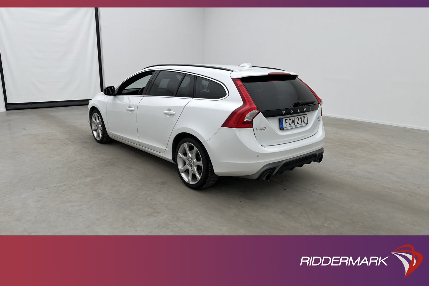 Volvo V60 T6 304hk AWD R-Design Taklucka Skinn Navi Polestar