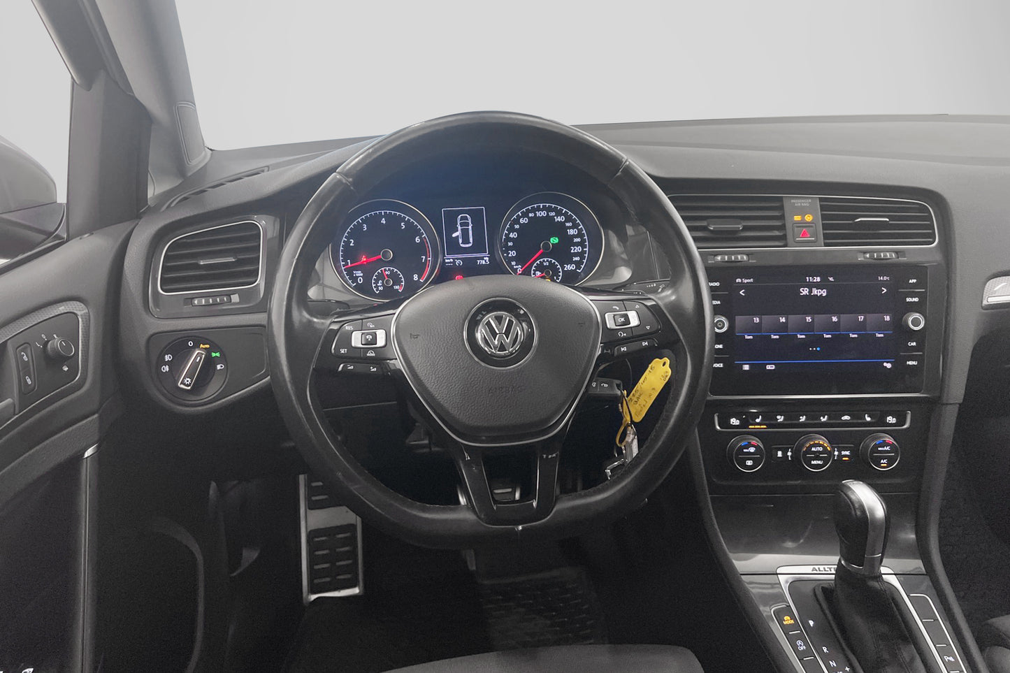 Volkswagen Golf Alltrack 1.8 TSI 4M 180hk Värmare B-Kam Drag