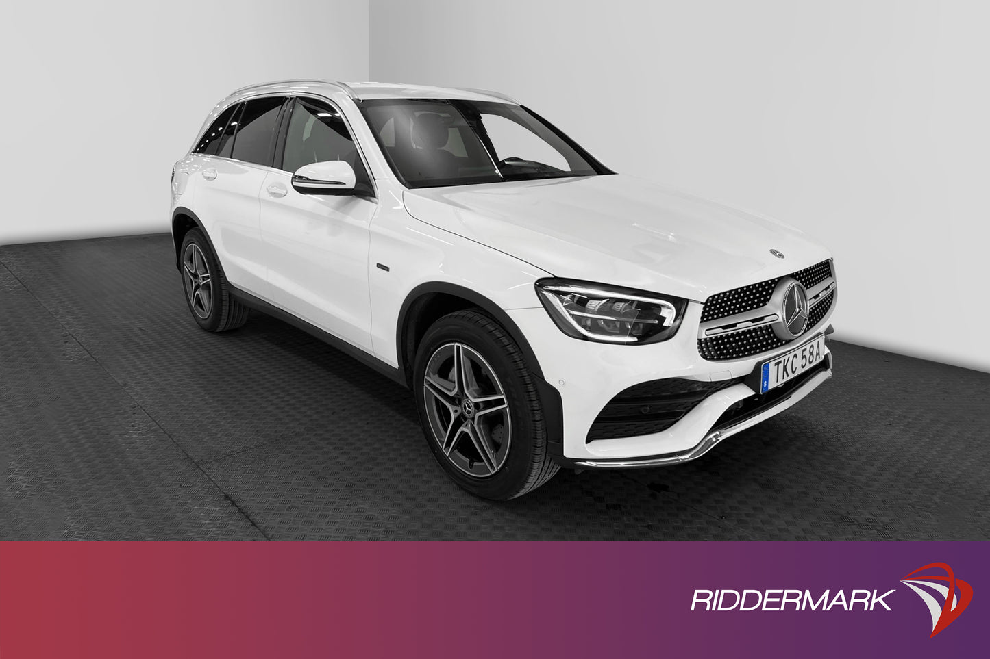 Mercedes-Benz GLC 300 e 4MATIC 320hk AMG BKamer Drag Värmare