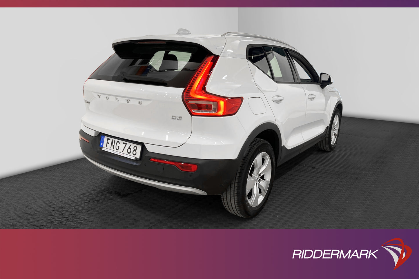 Volvo XC40 D3 150hk Momentum Farthållare BT Nyservad