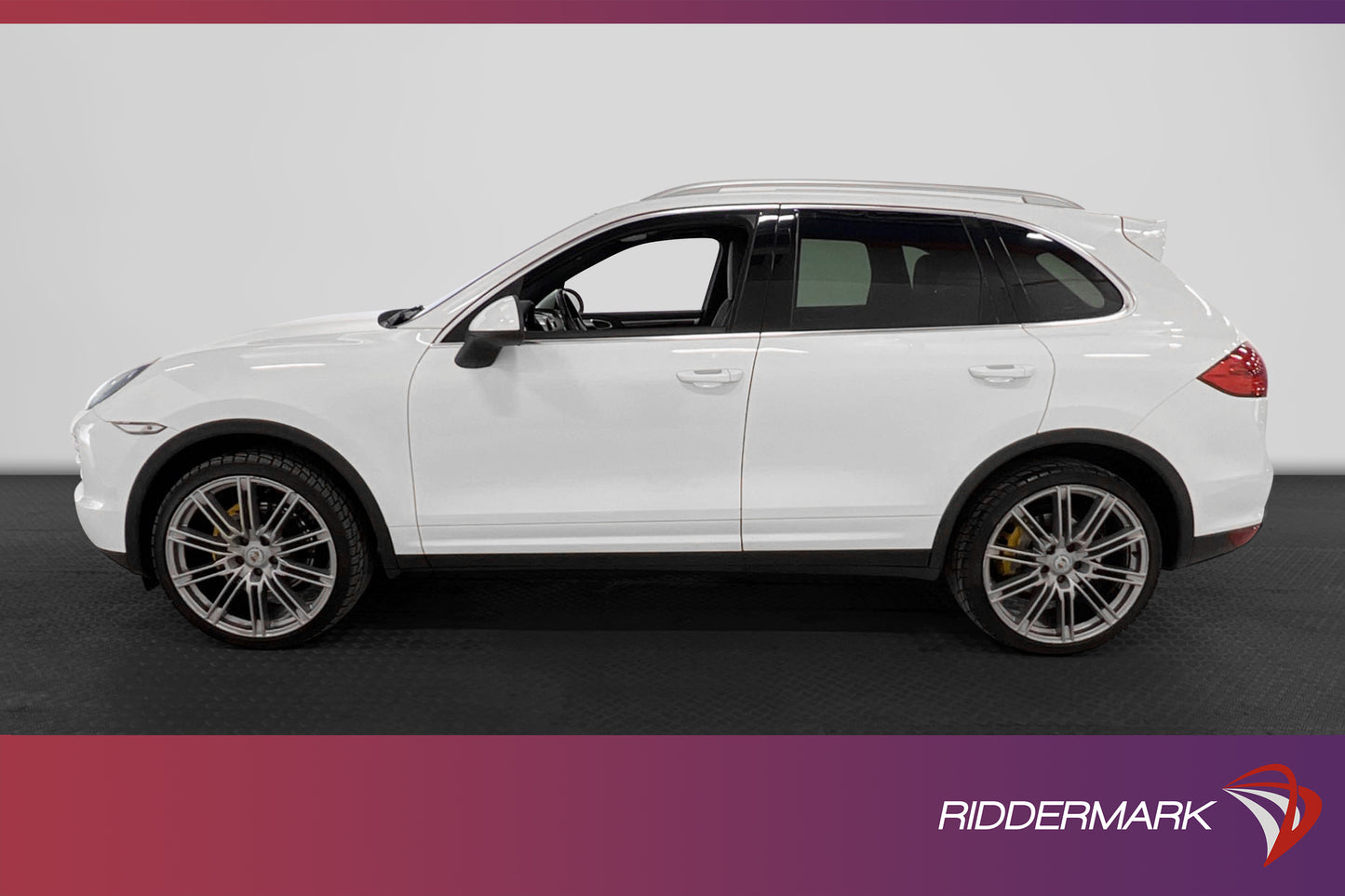 Porsche Cayenne TipTronic S 245hk BOSE Skinn Navi Drag