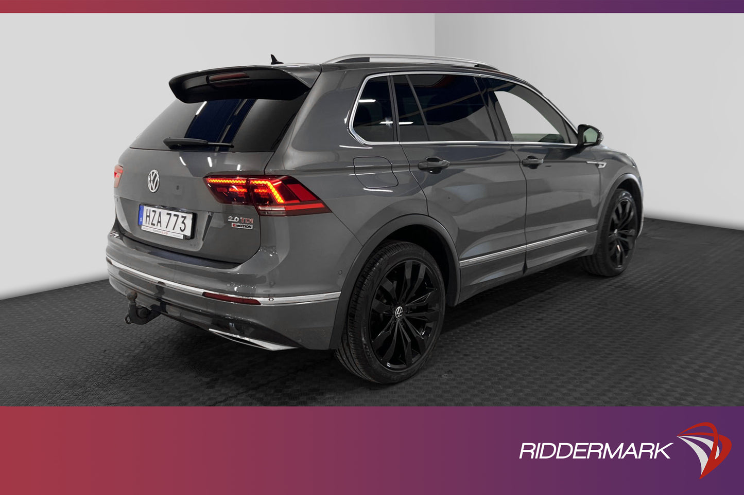 Volkswagen Tiguan 2.0 TDI 240hk 4M R-line D-värm 360° HUD