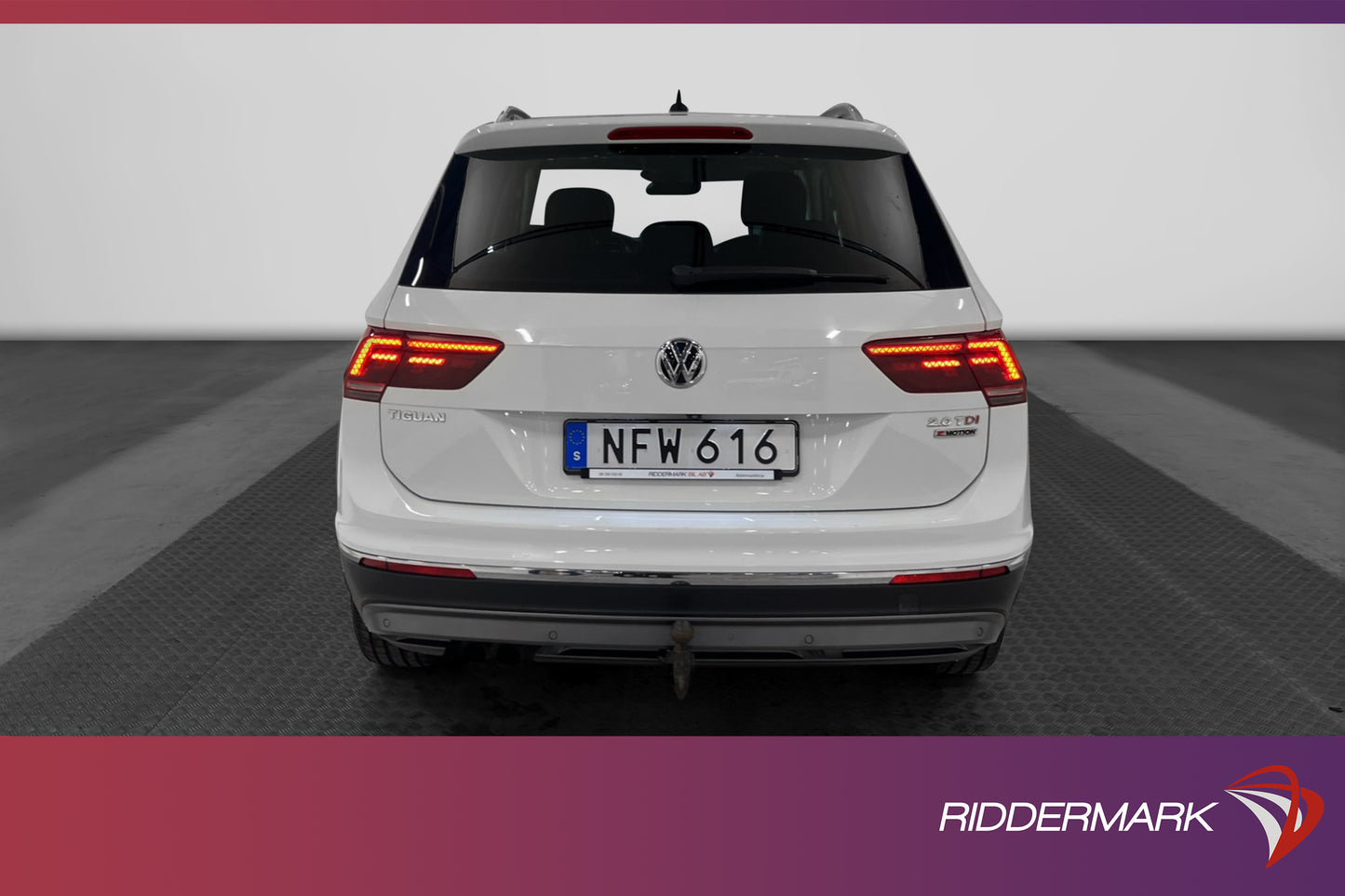 Volkswagen Tiguan 2.0 TDI 4M GT DVärm Cockpit Pano HUD Skinn