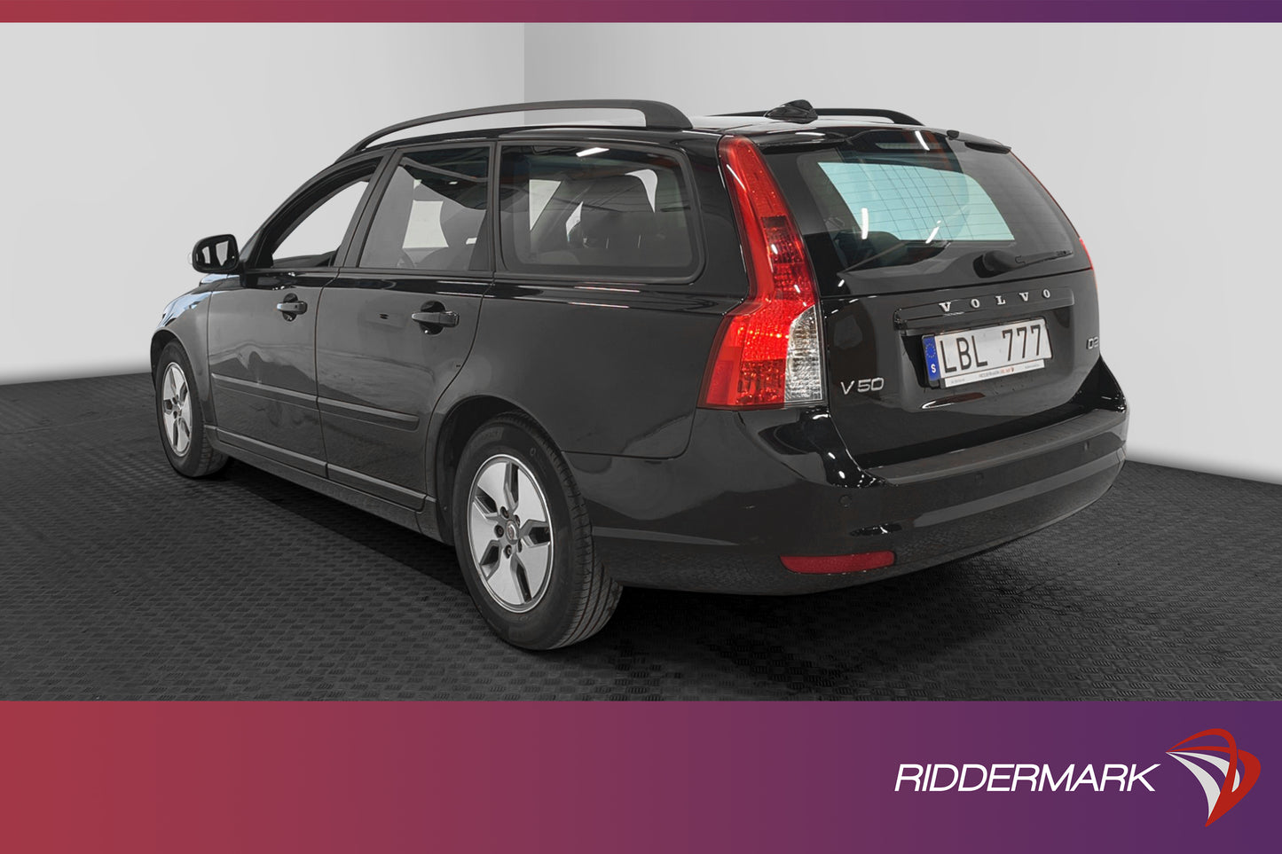 Volvo V50 D2 115hk Momentum P-Värmare 2-brukare LÅGMIL