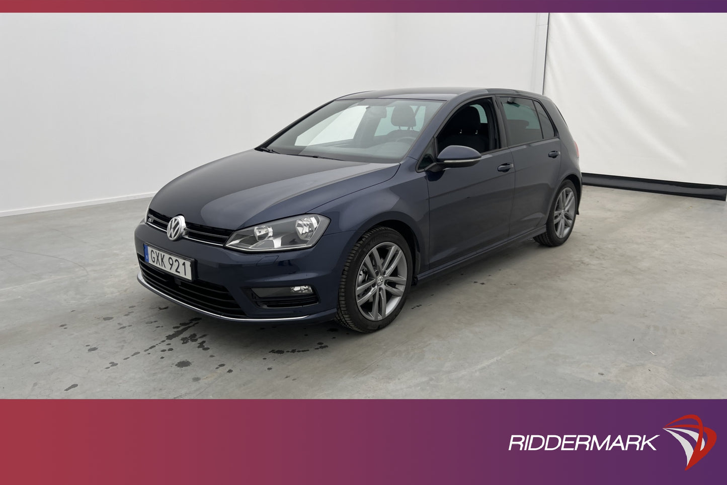 Volkswagen Golf 1.4 TSI 150hk R-Line CarPlay Adaptiv-Fart