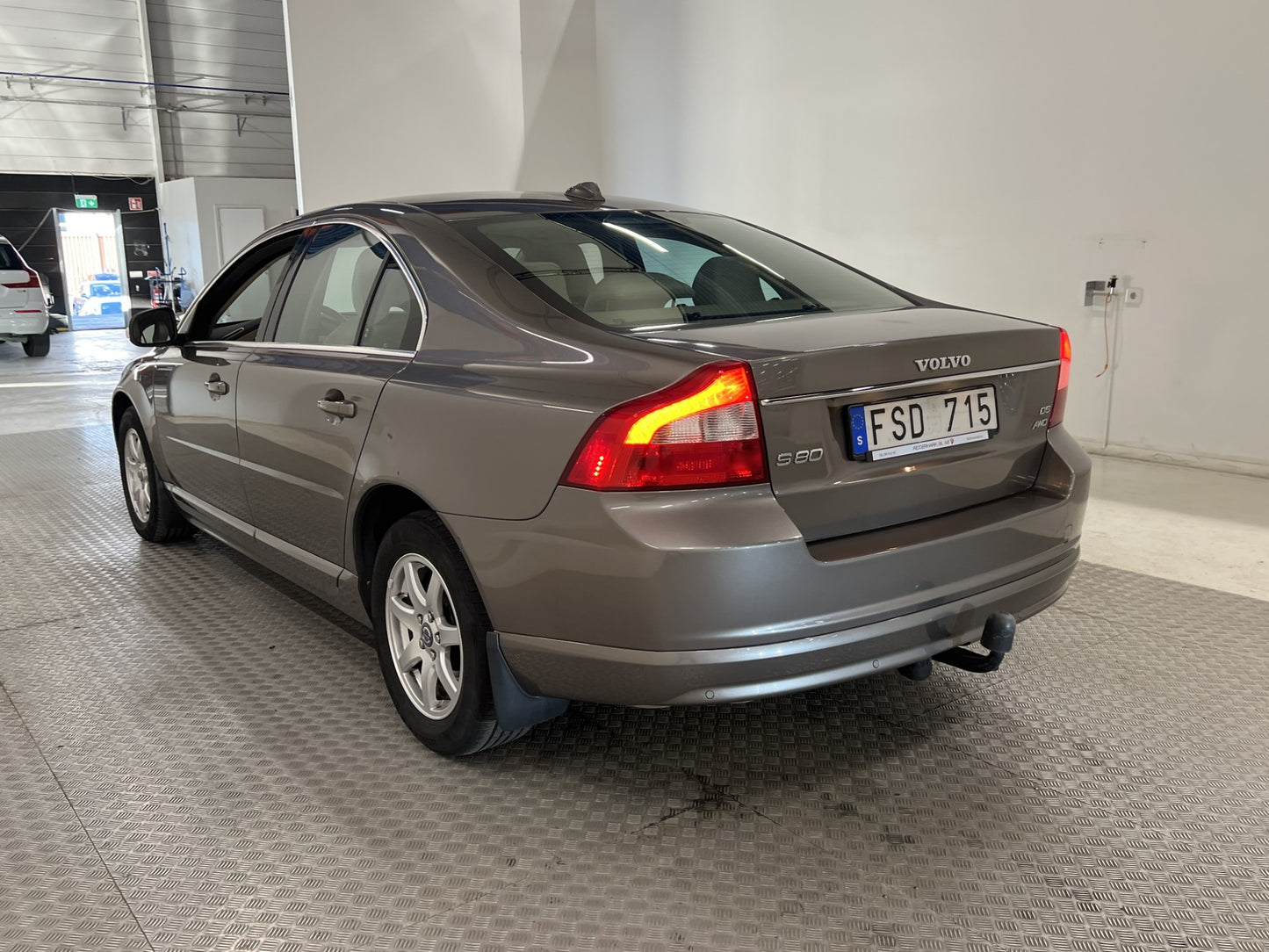 Volvo S80 D5 AWD 185hk Momentum Värmare Skinn Dragkrok