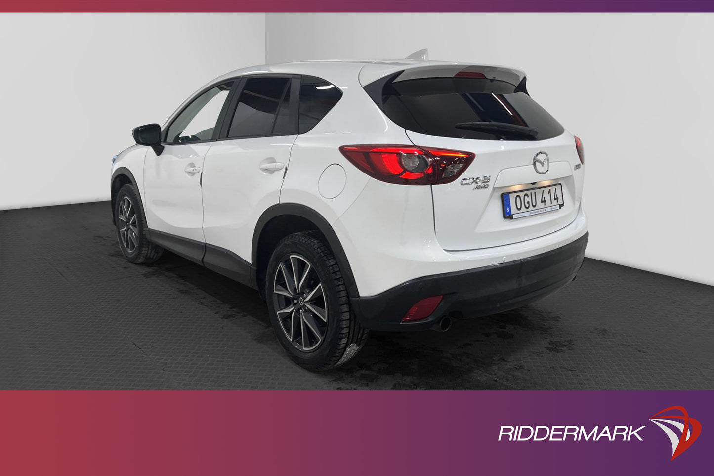 Mazda CX-5 SKYACTIV-G AWD 192hk Optimum BOSE Skinn Värmare