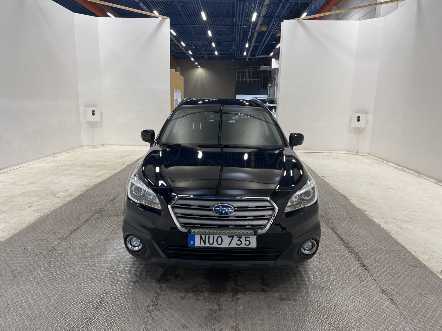 Subaru Outback 2.5 AWD 175hk Kamera Skinn Drag Välservad