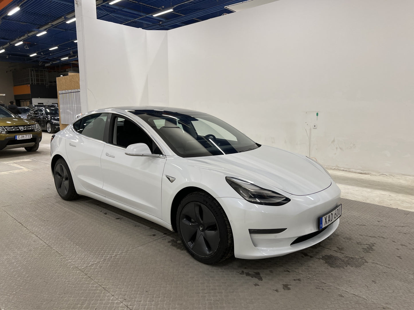 Tesla Model 3 Long Range AWD 440hk Dragkrok Uppgraderad AP