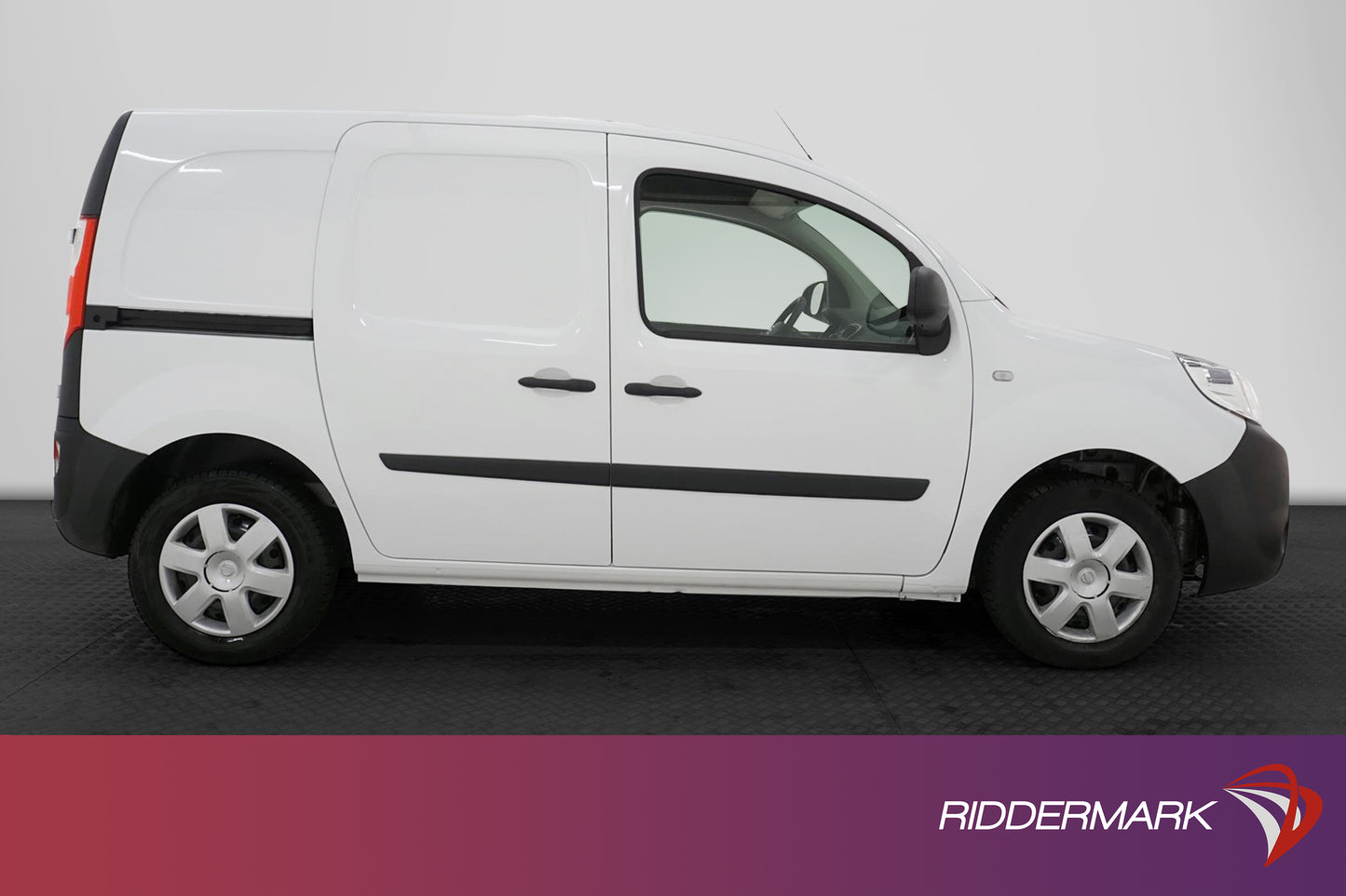 Nissan NV250 1.5 dCi 95hk Euro 6 Dragkrok 1-Brukare Moms