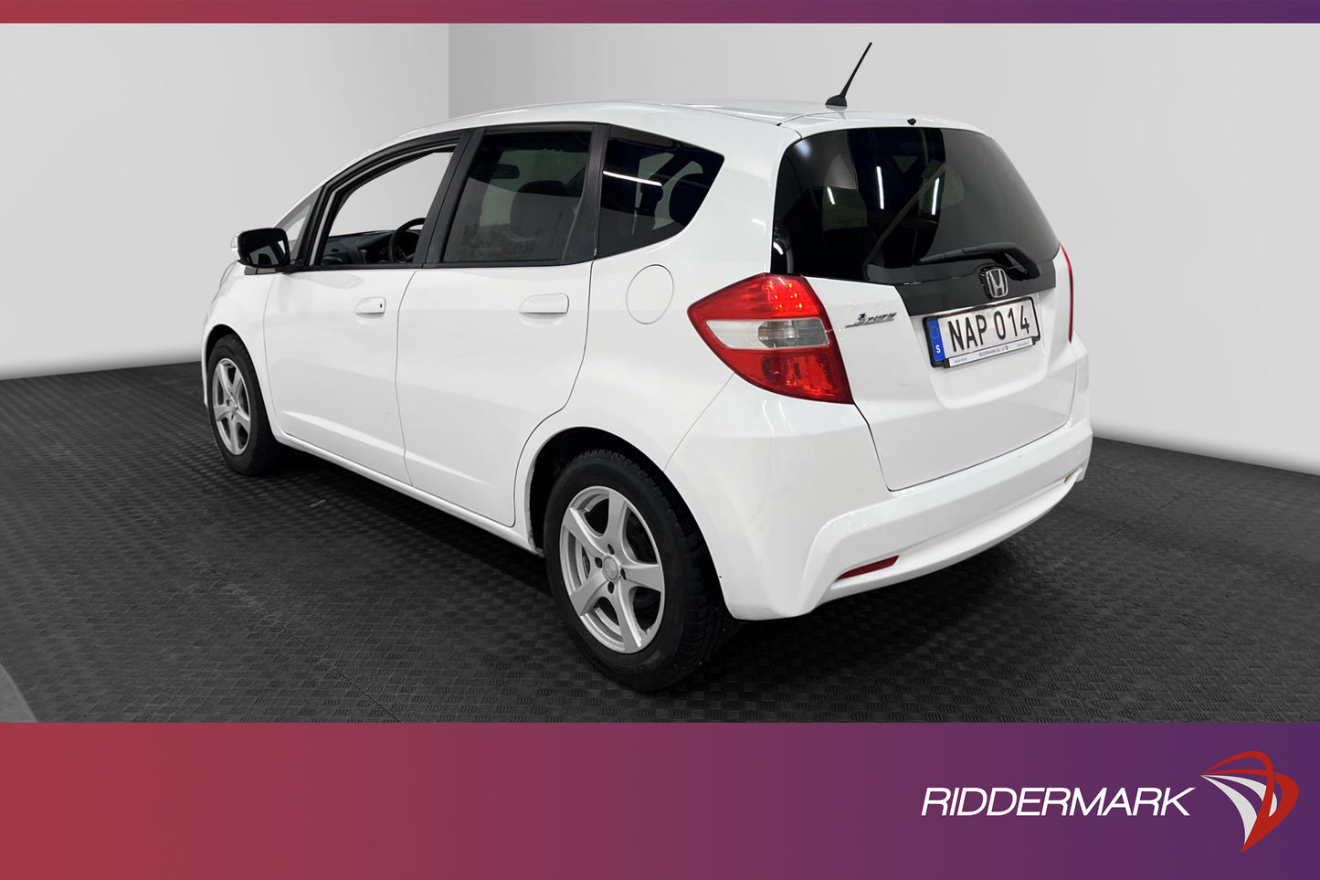 Honda Jazz 1.4 i-VTEC 99hk En-Brukare Välservad 0,47l/mil