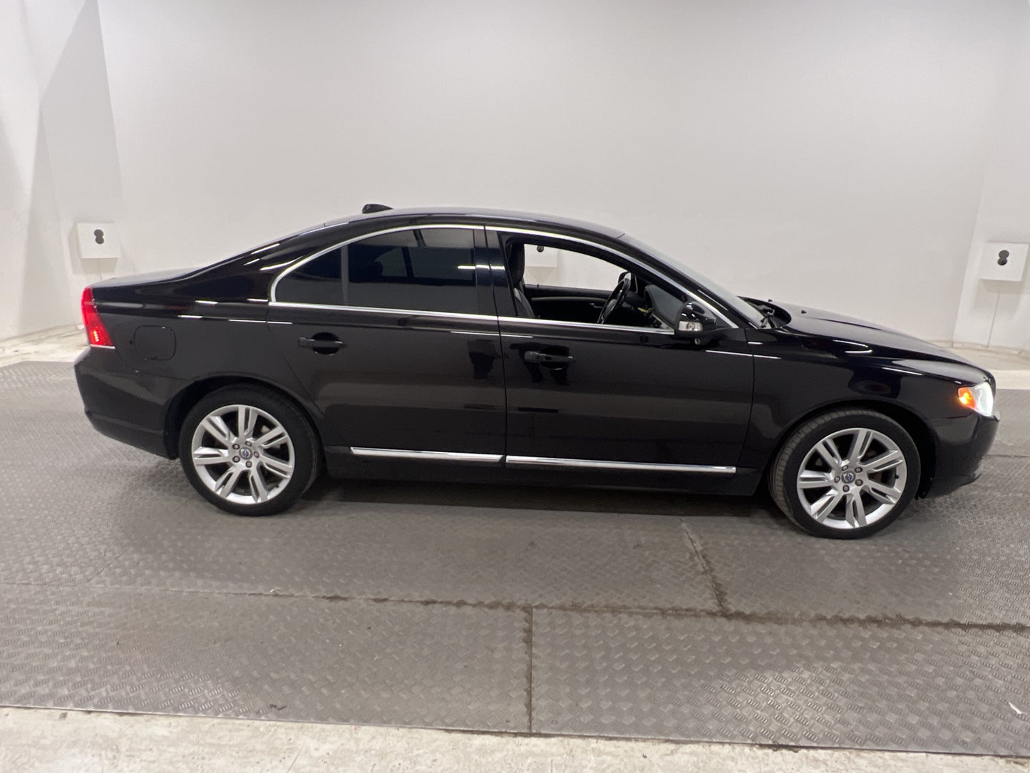 Volvo S80 D5 205hk Summum Blis Värmare Adaptiv farth Välserv