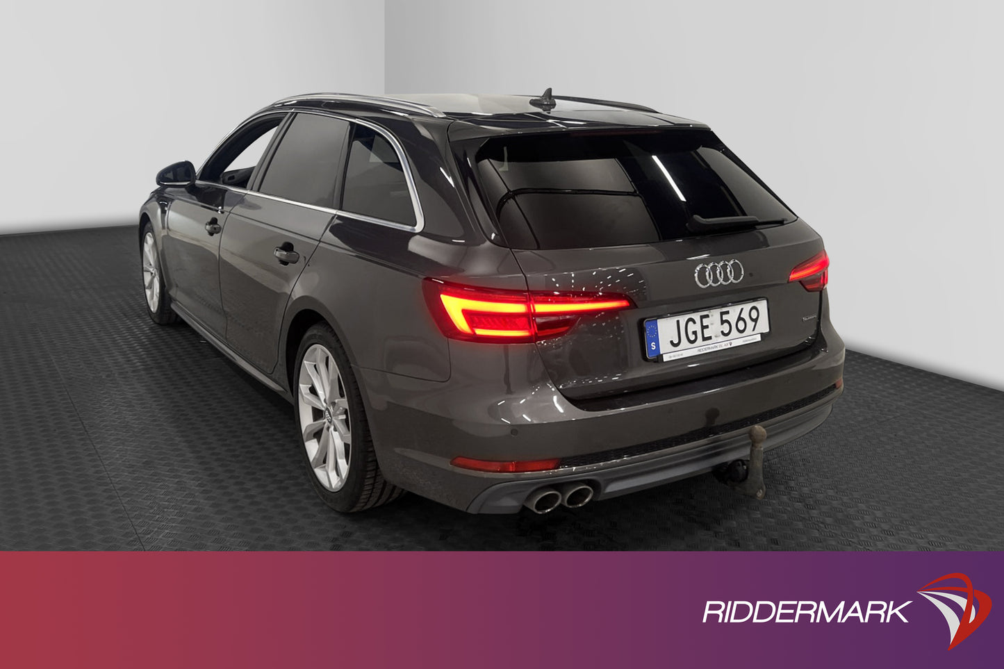 Audi A4 2.0 TDI 190hk Quattro S-Line Cockpit D-Värmare Navi