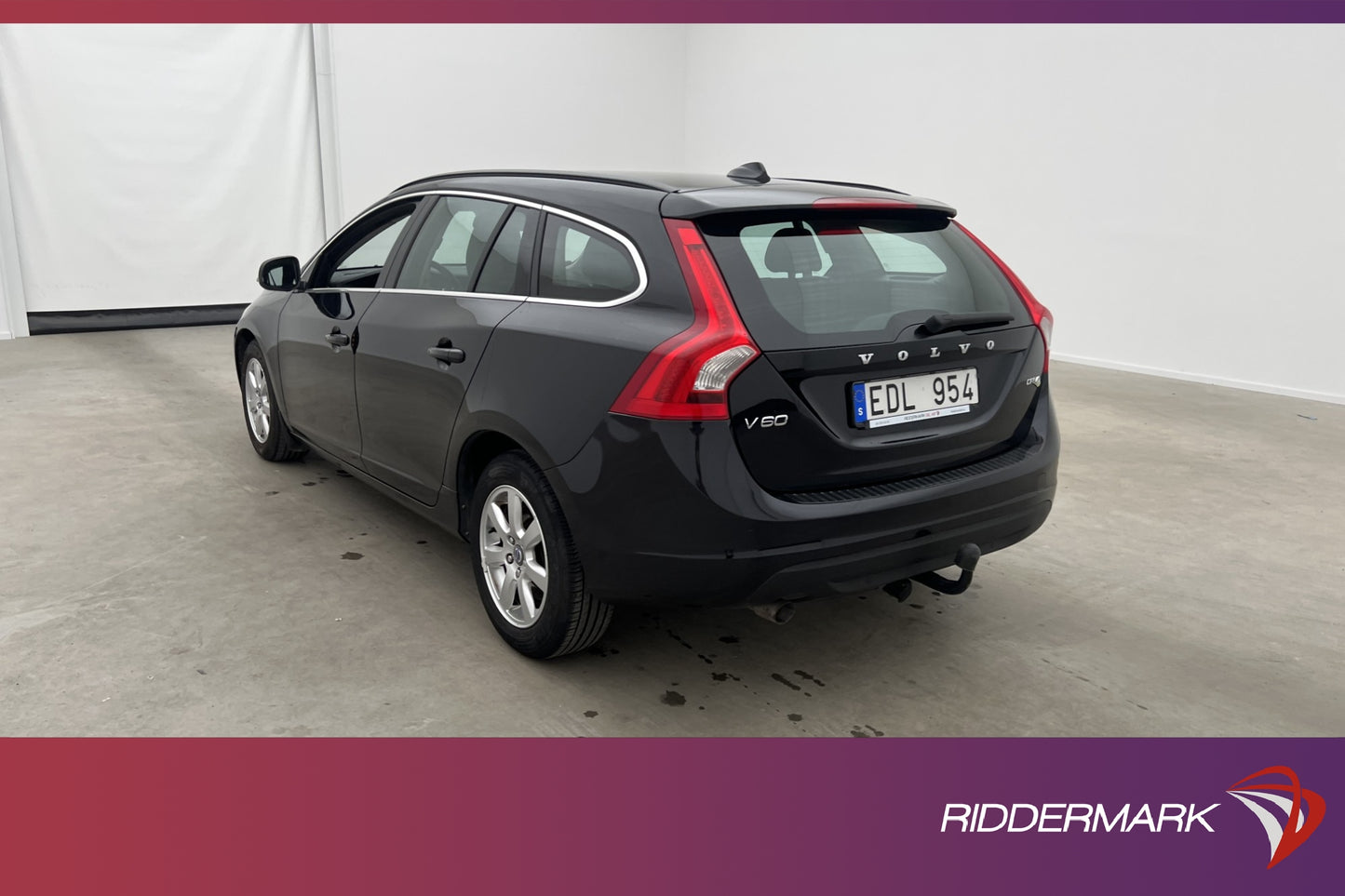 Volvo V60 D2 115hk Momentum VOC Taklucka Värm Drag Välservad