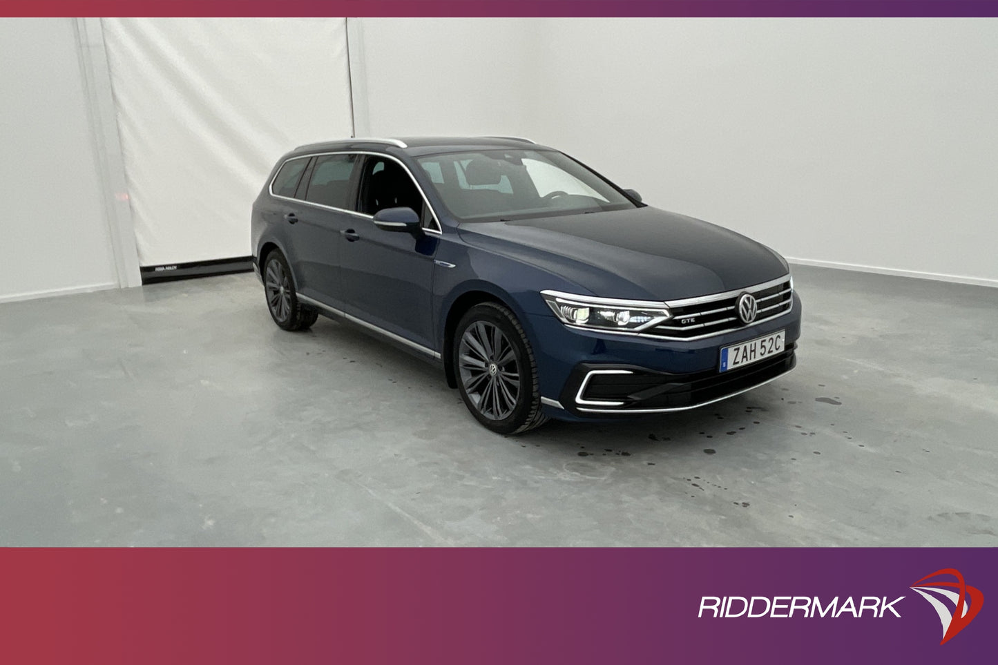 Volkswagen Passat GTE 218hk Active info Drag Bkamera MOMS