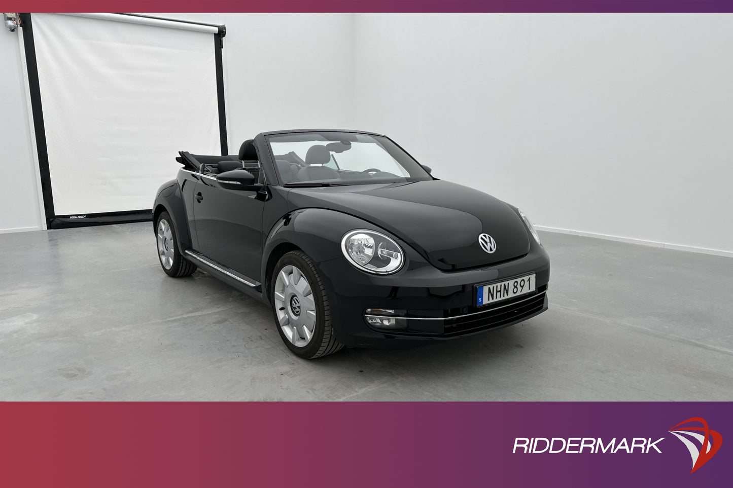 Volkswagen Beetle Cabriolet 1.2 TSI Design+ PDC Skinn 105hk