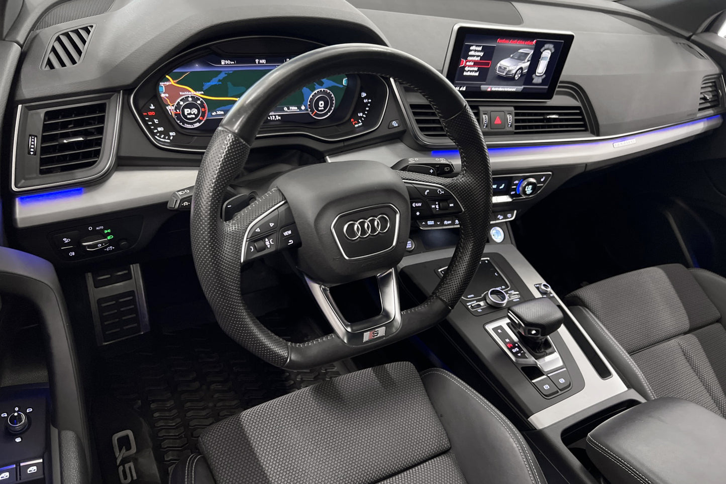 Audi Q5 40 TDI Quattro 190hk  S-line GPS D-värm Cockpit Drag