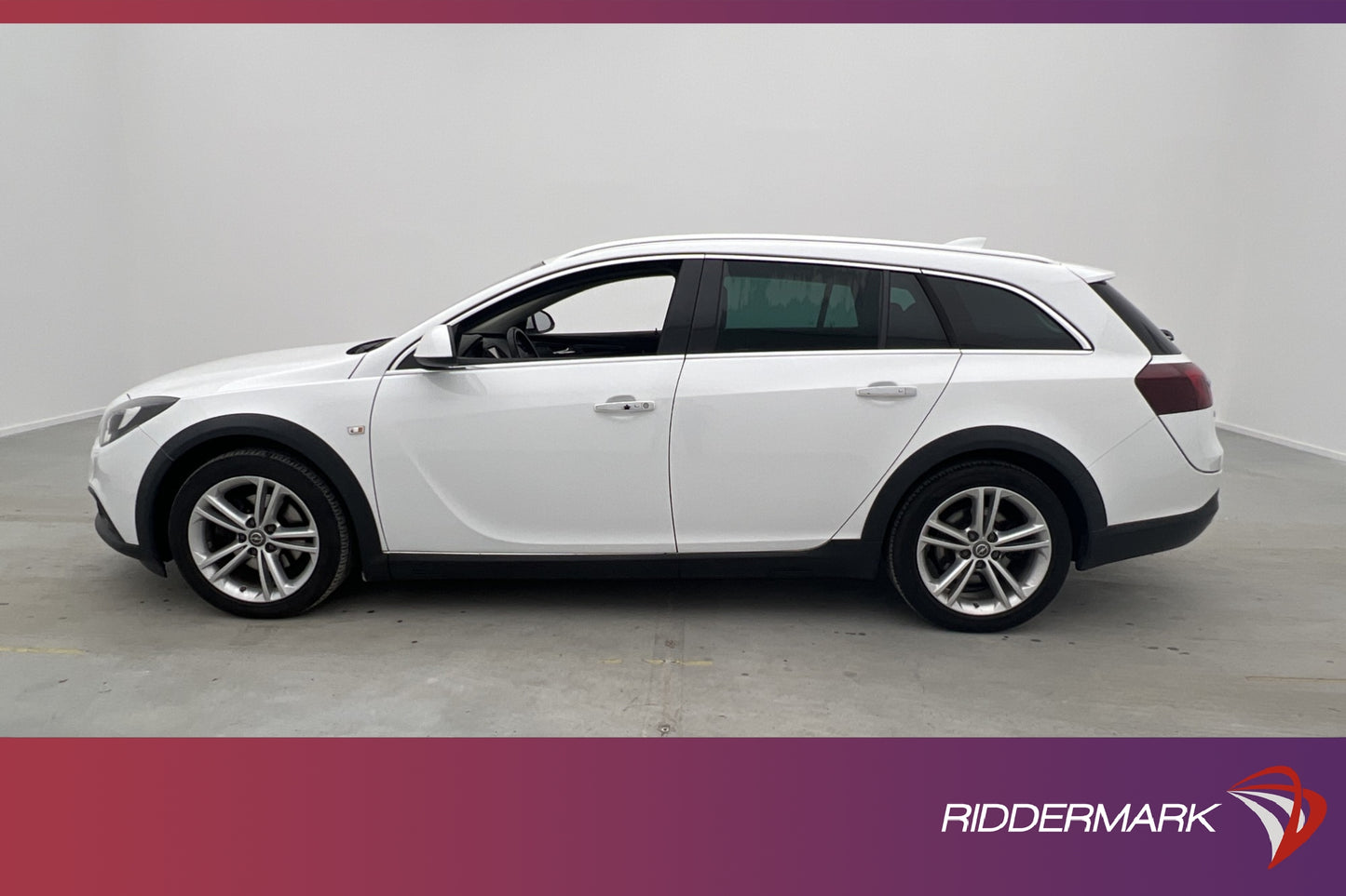 Opel Insignia Country Tourer 4x4 170hk Värm Navi Kamera Drag