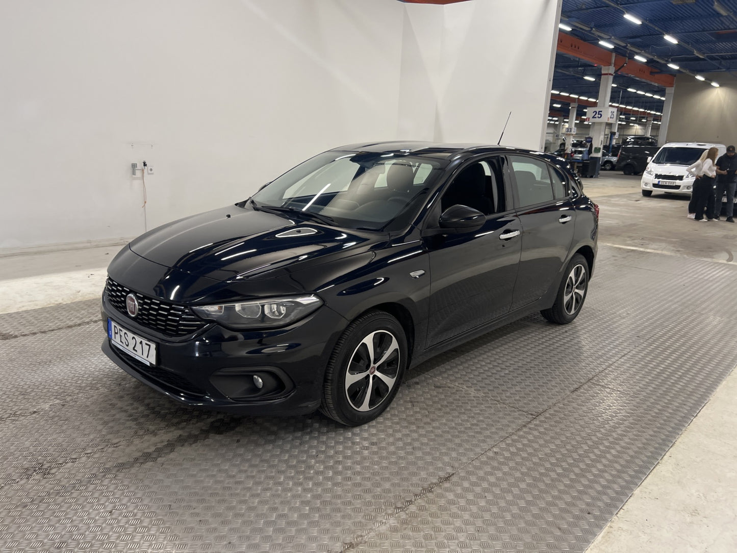 Fiat Tipo 1.6L 120hk Lounge P-sensorer Låg skatt 0,3L/mil