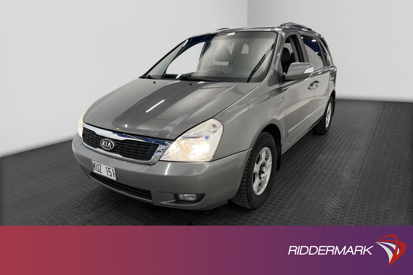 Kia Carnival 2.2 CRDi 197hk 7-sits Skinn Drag Nyservad