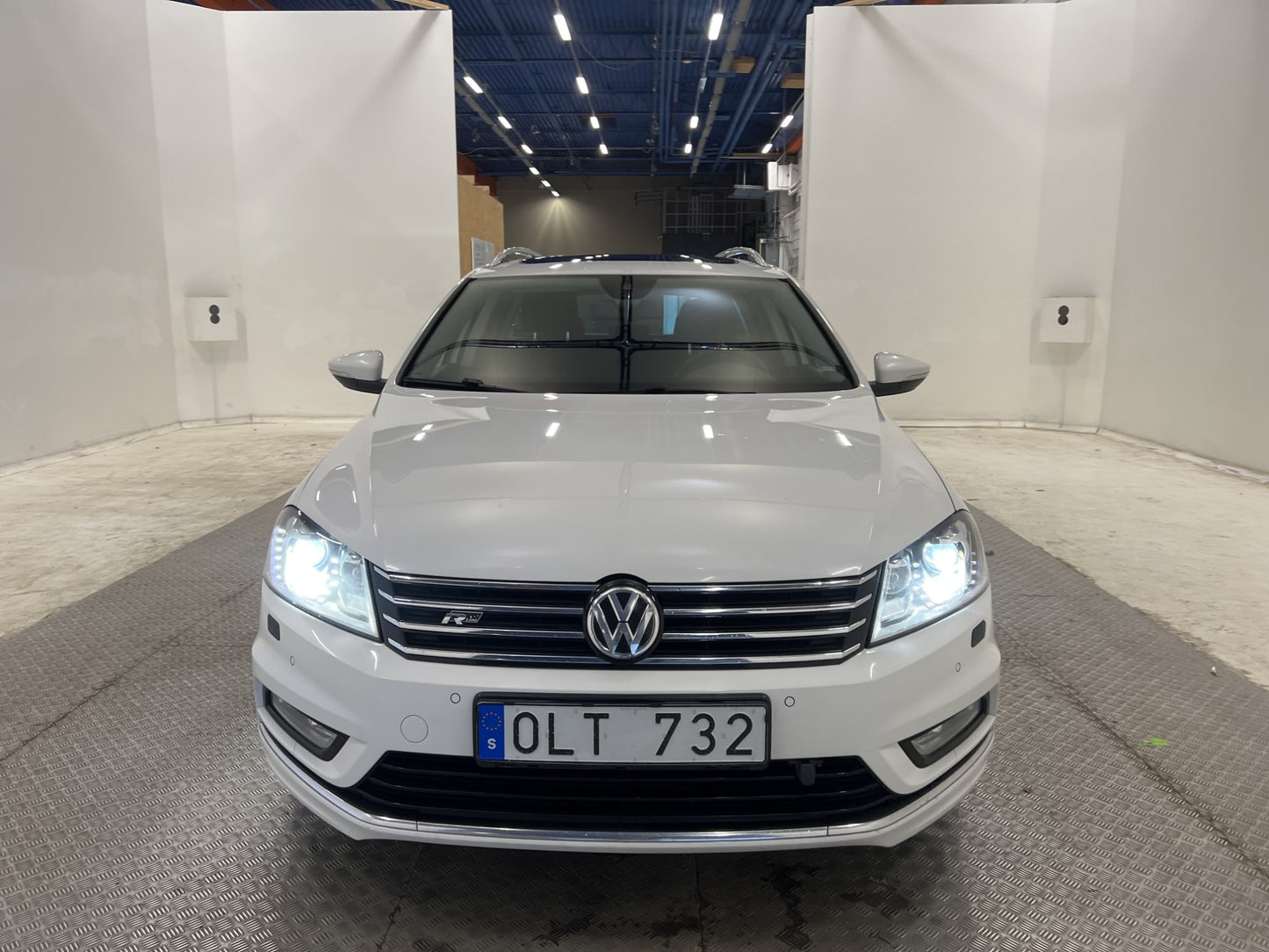 Volkswagen Passat 2.0 TDI 4M R-line Pano D-värm Drag B-kam