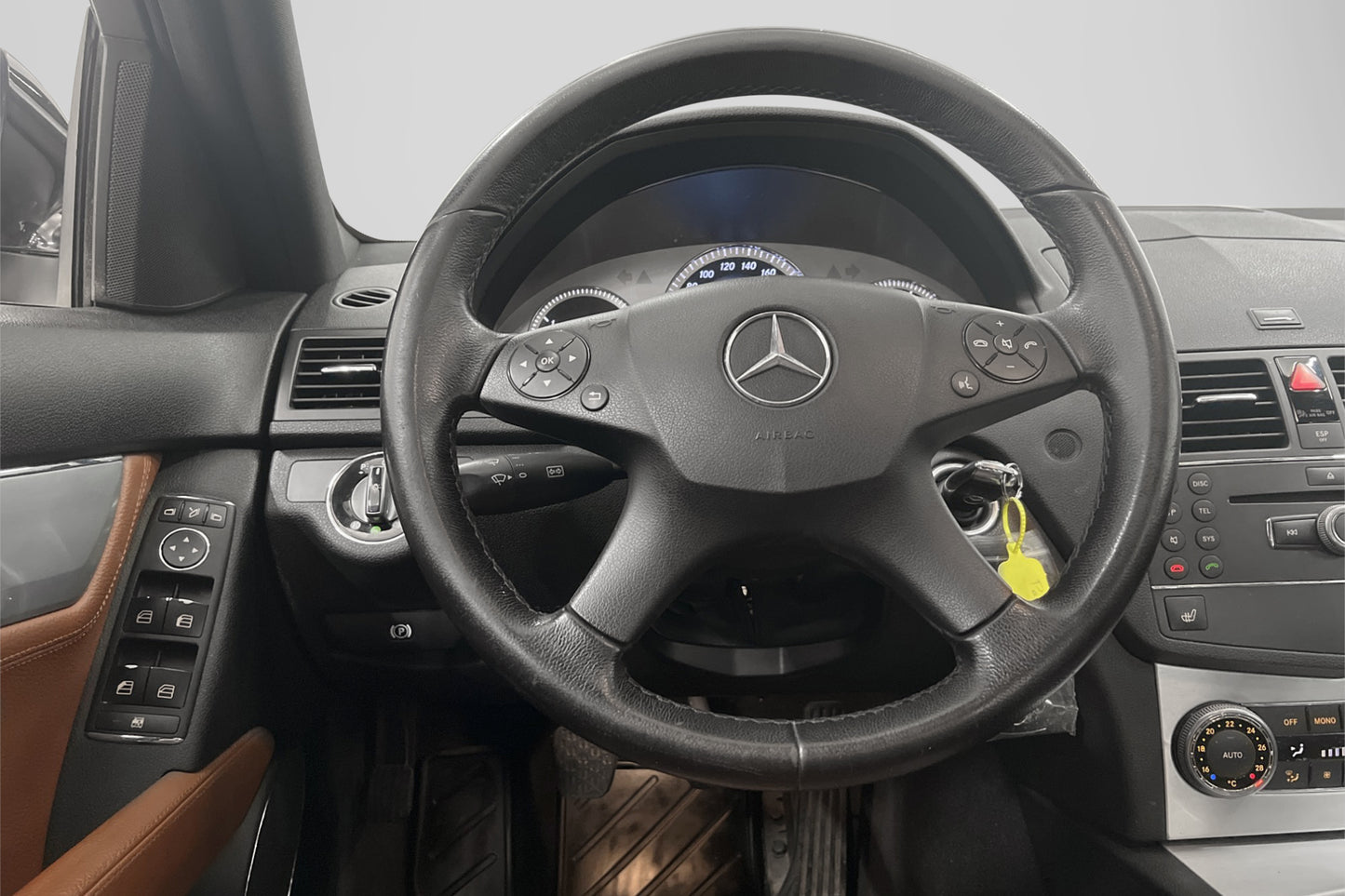 Mercedes-Benz C 220 CDI 170hk Skinn 0.59l/mil Välservad