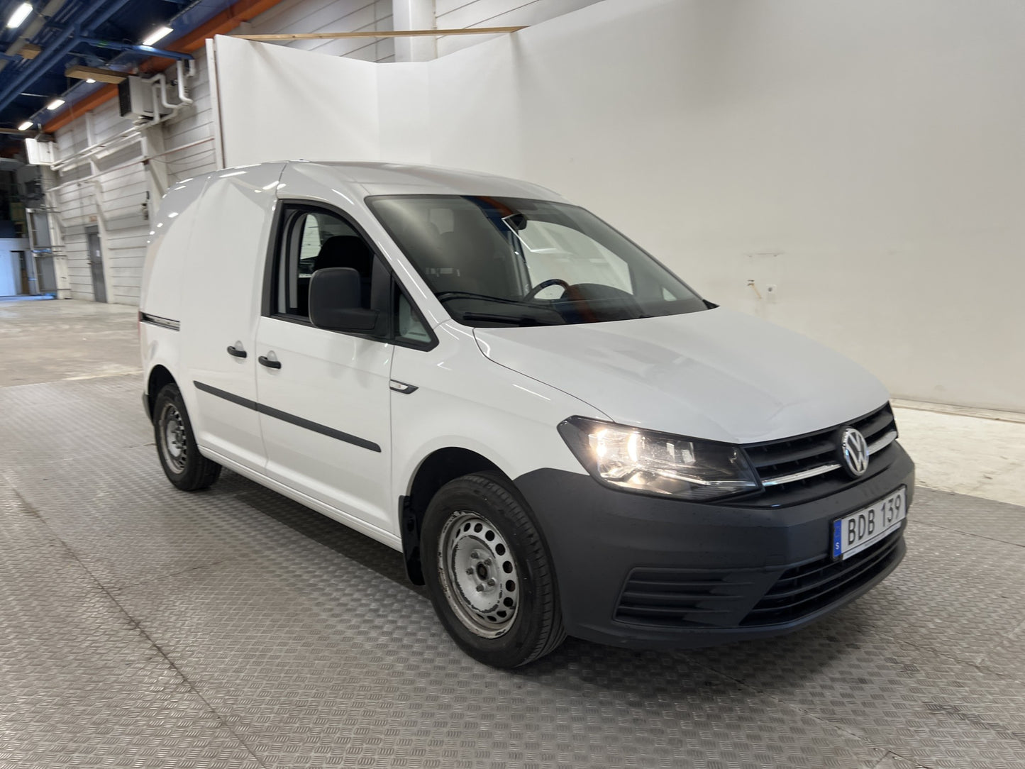 Volkswagen Caddy 1.6TDI Dragkrok Värmare V-Inredd