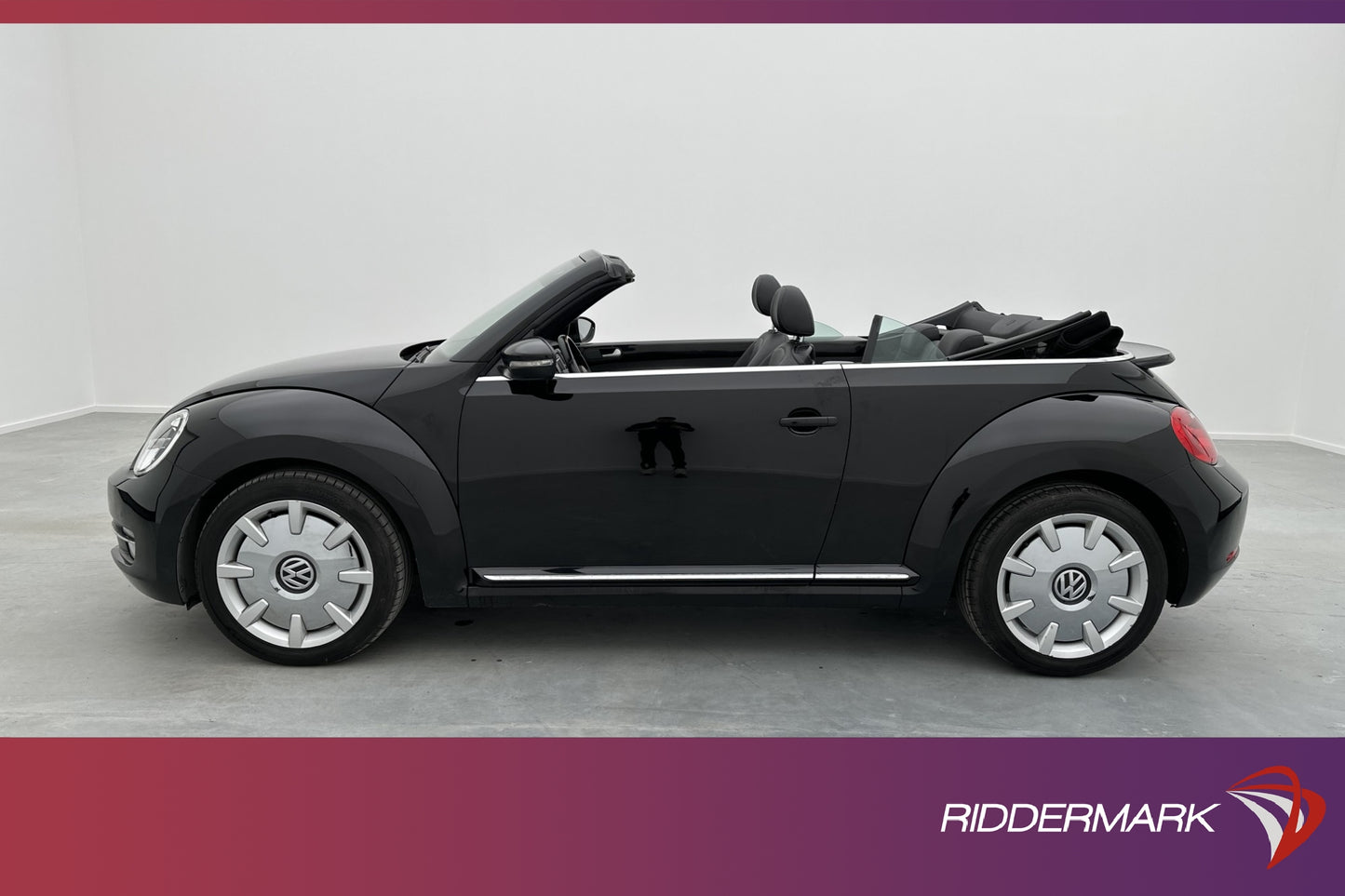 Volkswagen Beetle Cabriolet 1.2 TSI Design+ PDC Skinn 105hk