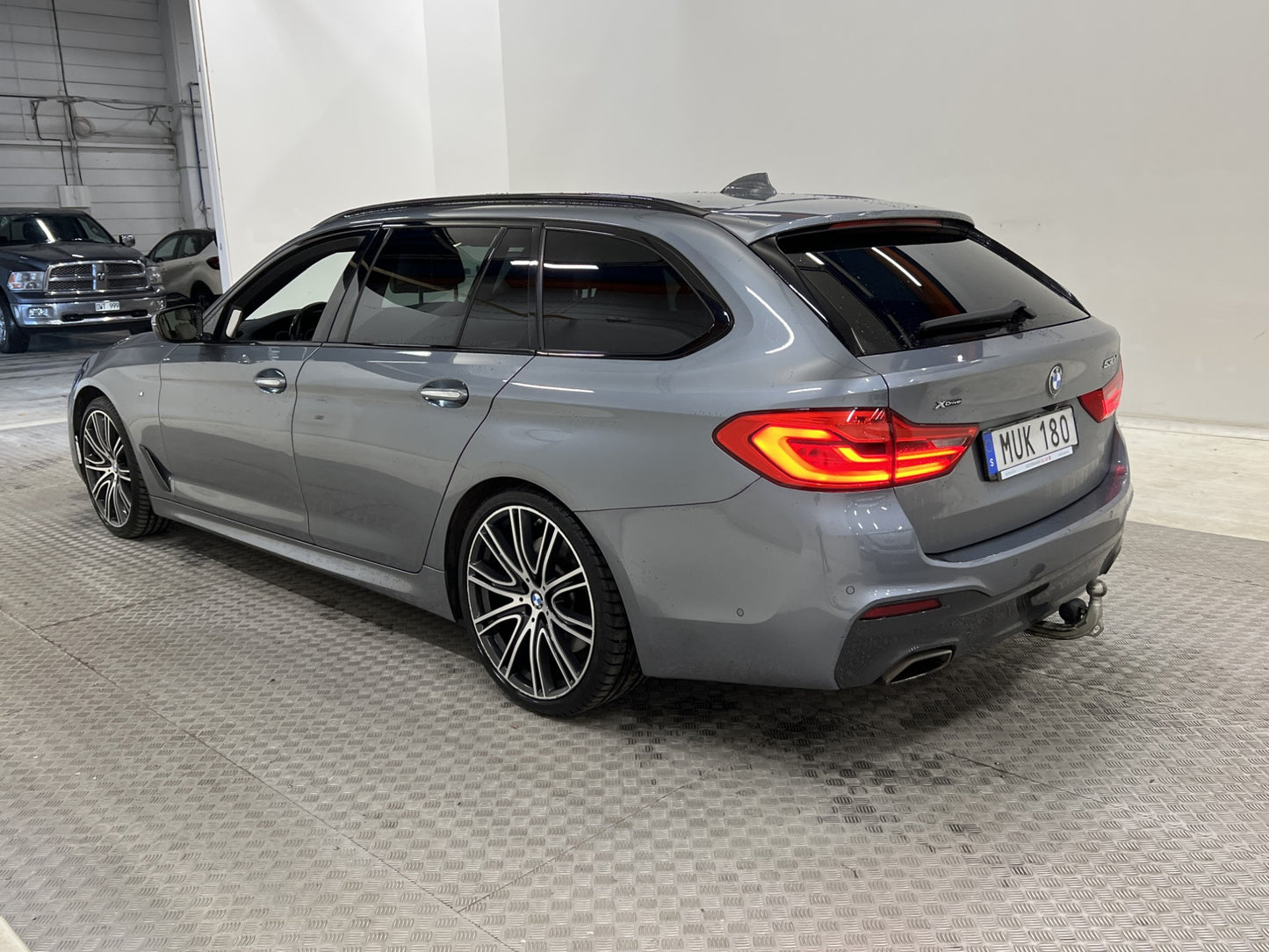 BMW 530d xDrive 265hk M Sport Innovation Pano B&W 360° Drag