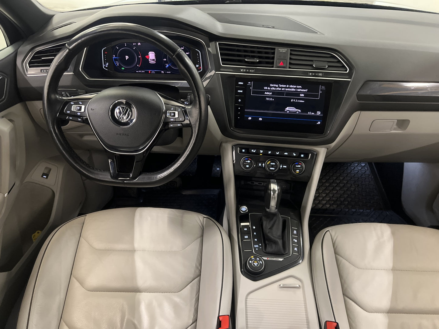 Volkswagen Tiguan Allspace 4M R-Line Cockpit D-Värm Pano