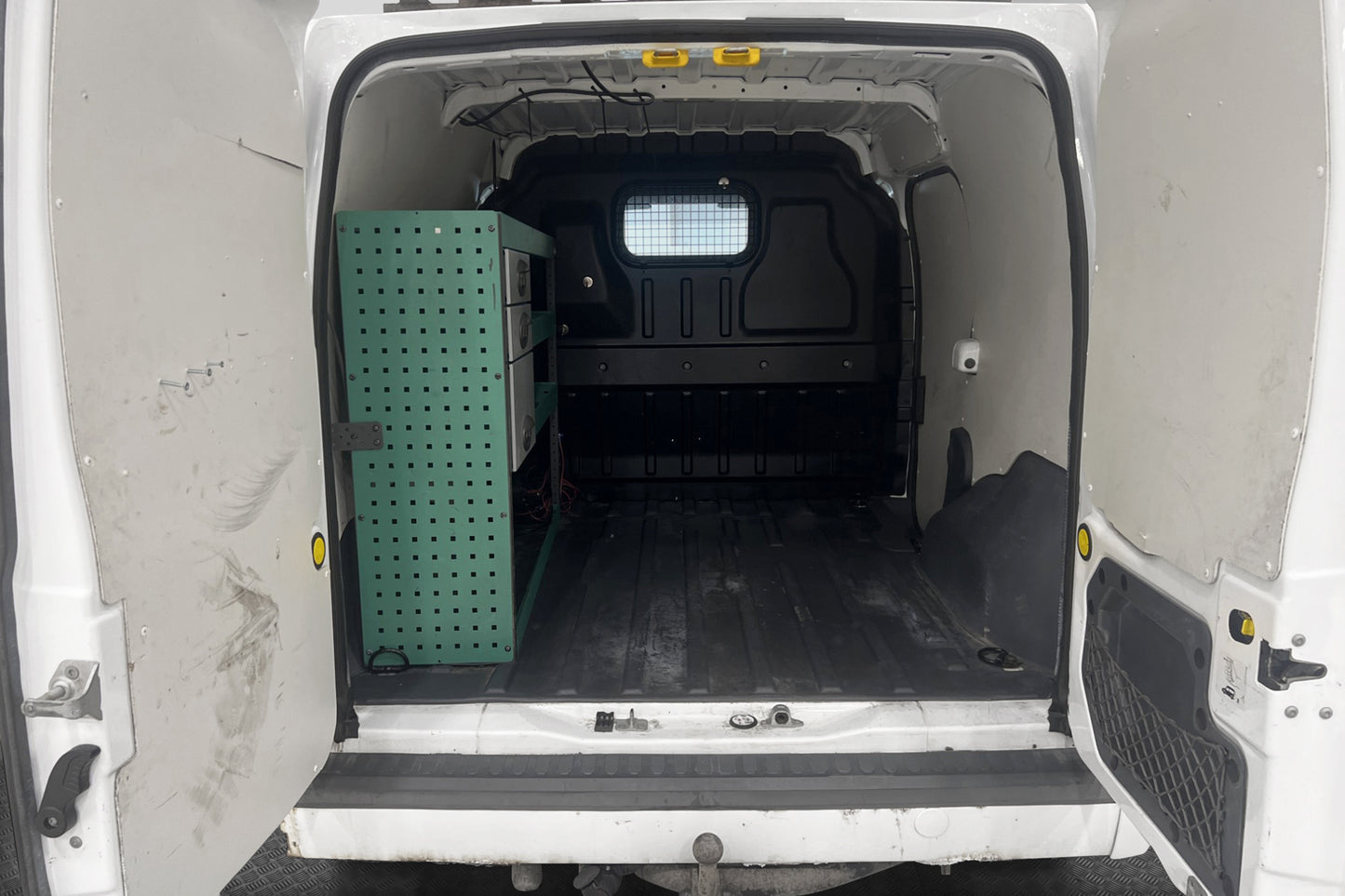 Ford Transit Connect 1.8TDCi Värmare Drag V-inredd Nyservad