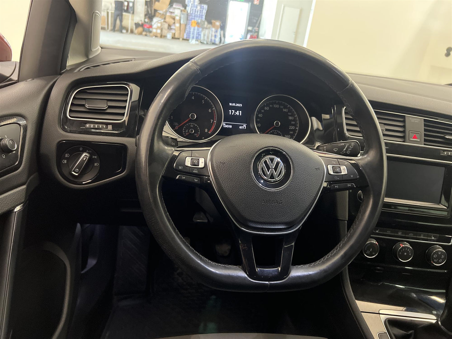 Volkswagen Golf 1.4 TSI 140hk Highline Plus P-värm Alcantara