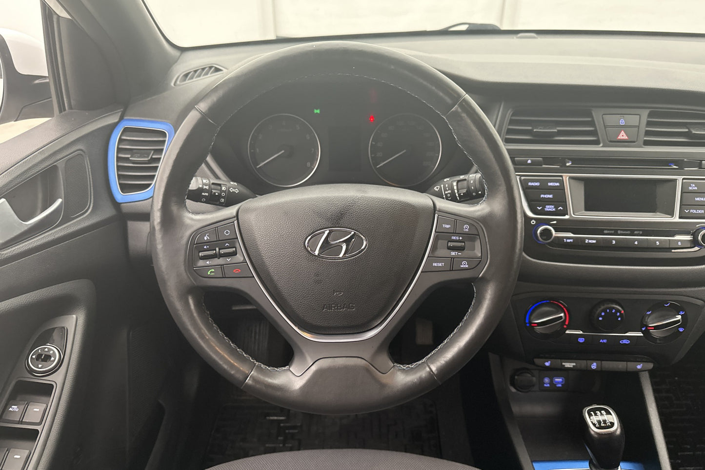 Hyundai i20 1.2 84hk Comfort Sensorer Rattvärme Välservad