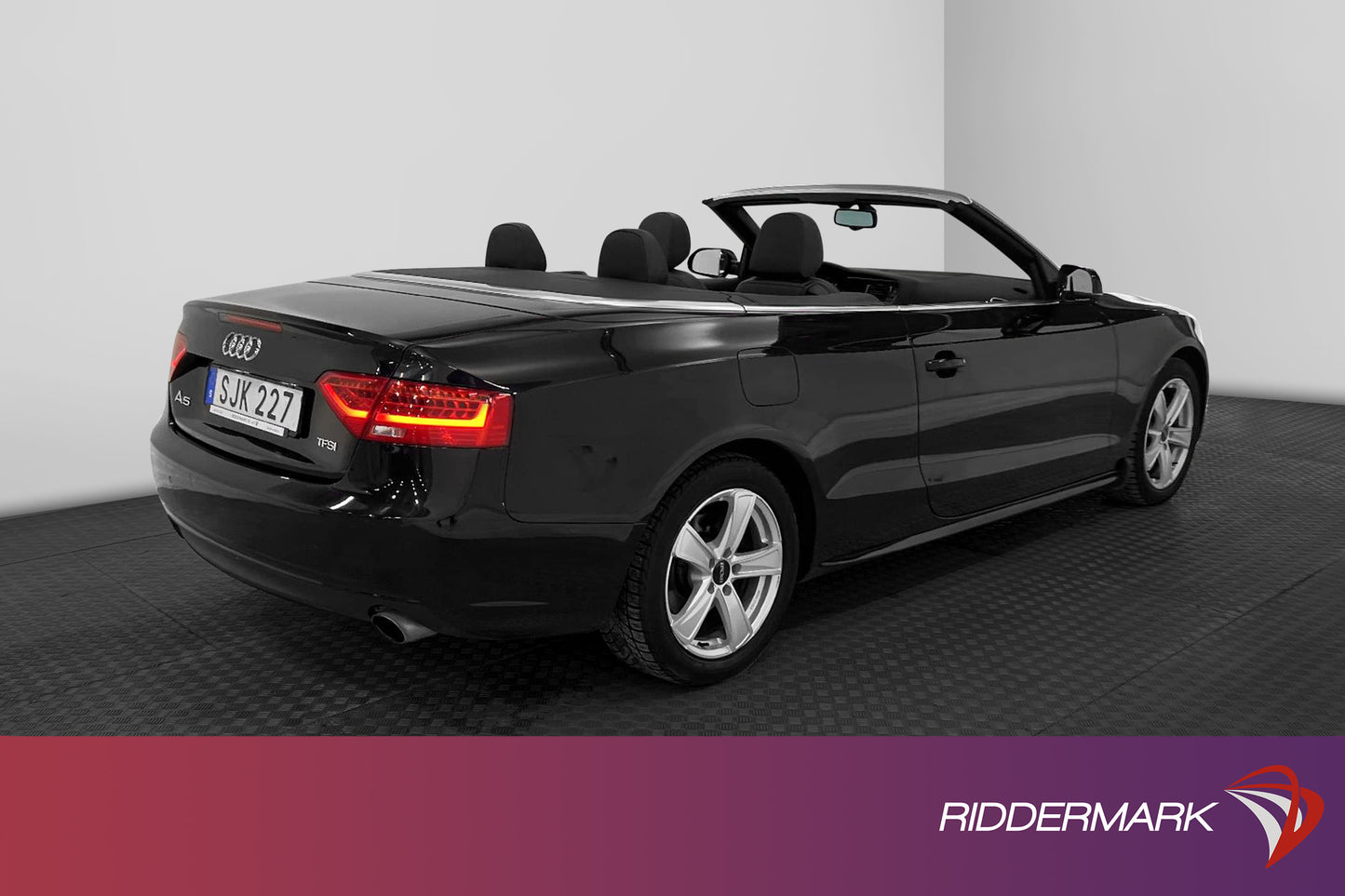 Audi A5 Cabriolet 1.8  170hk P-sensorer Nyservad Välservad