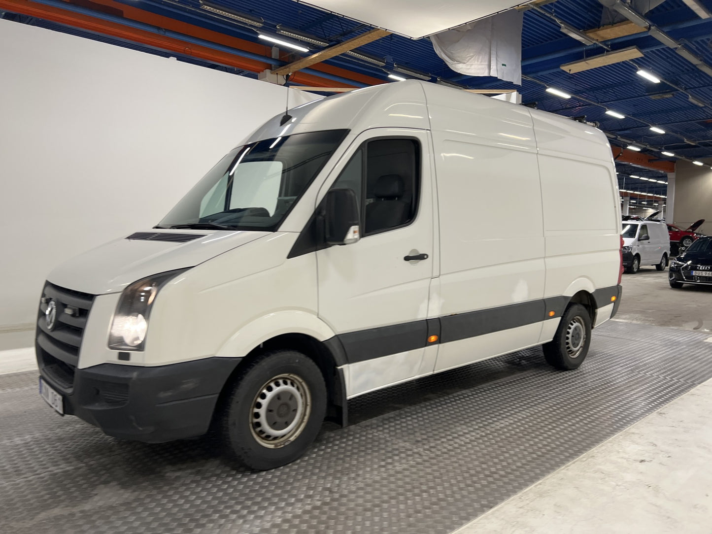 Volkswagen Crafter L2H2 2.5TDI Värmare Farthållare Dragkrok