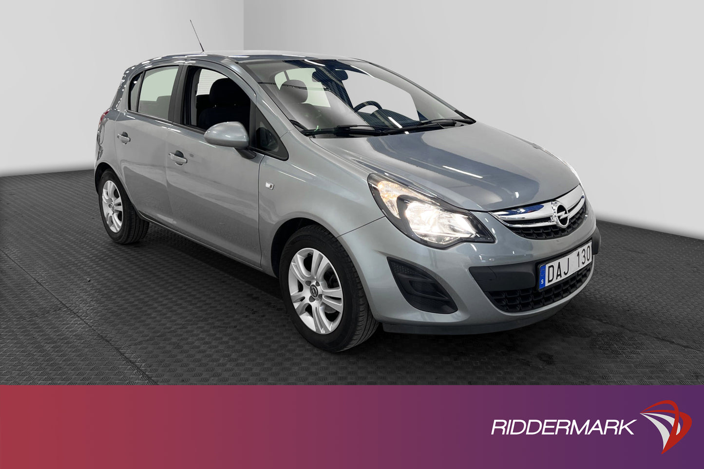 Opel Corsa 1.4 100 hk Automat P-sensorer Låga Mil