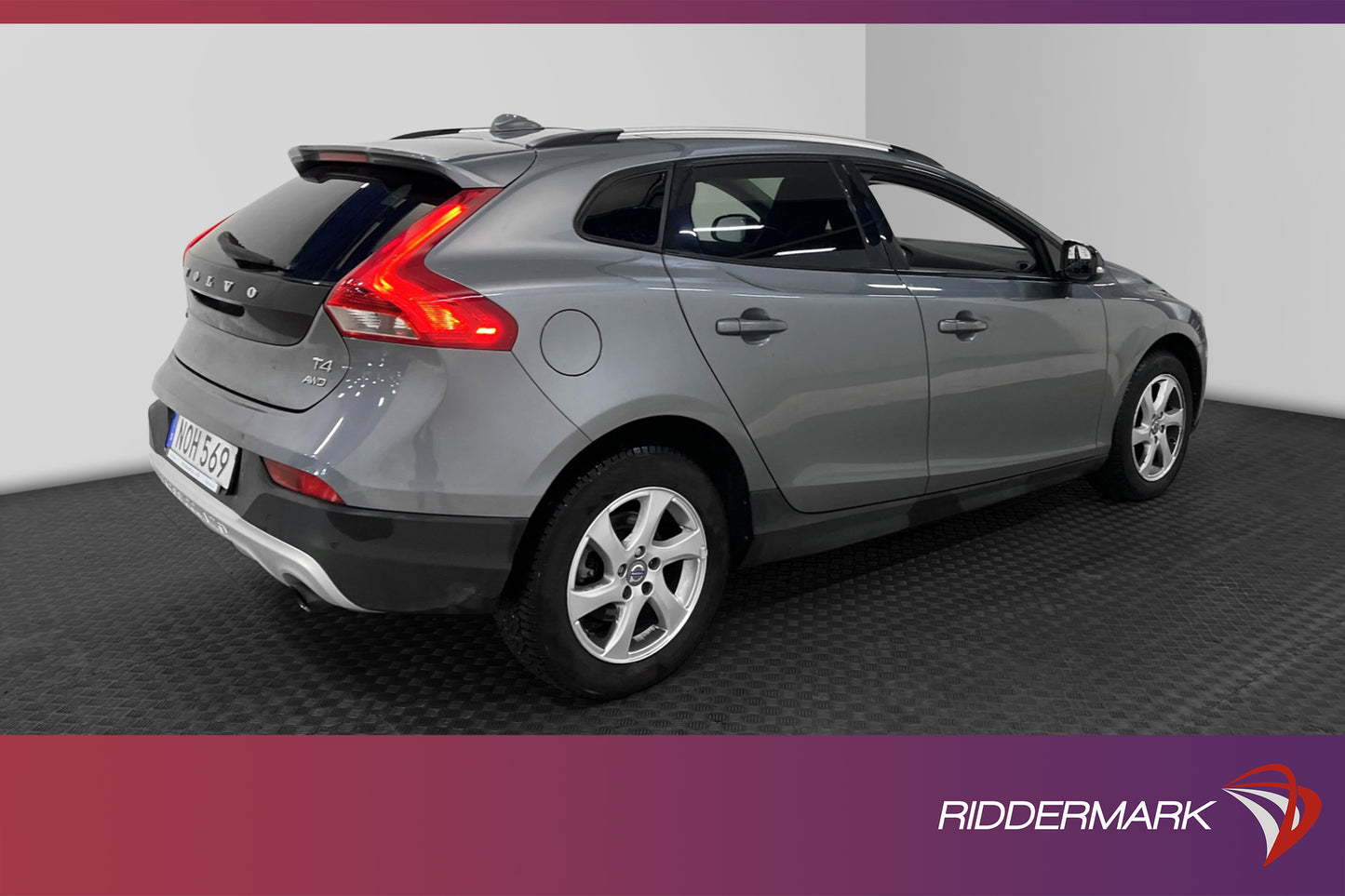 Volvo V40 Cross Country T4 AWD Summum Pano Skinn Navi