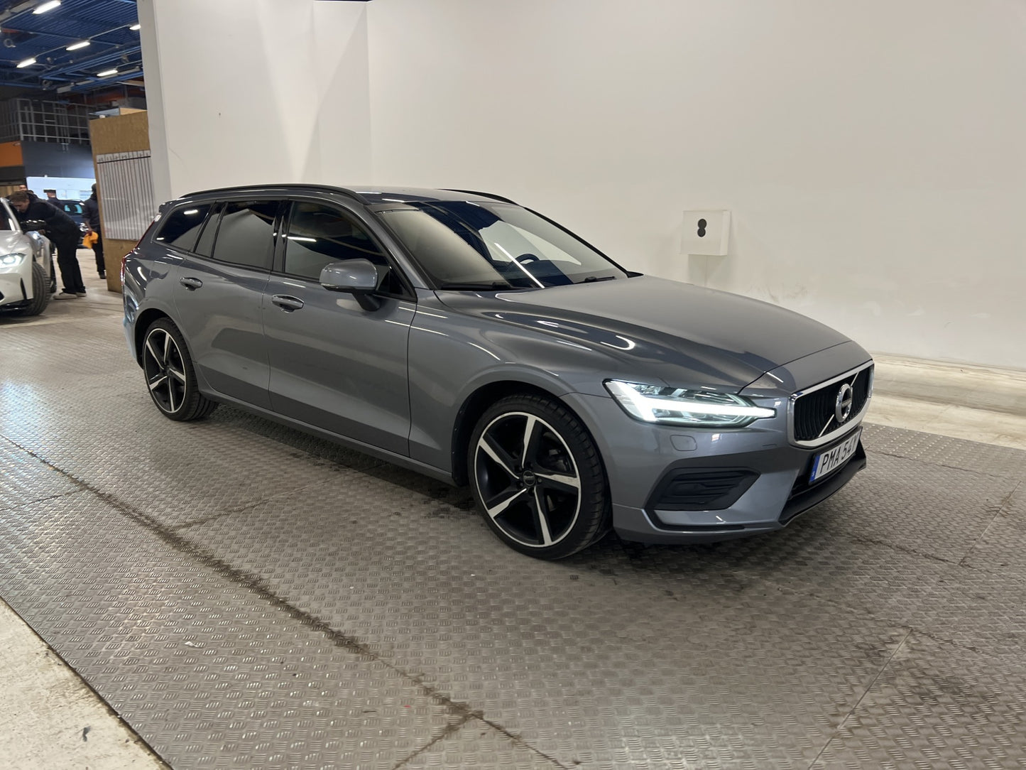 Volvo V60 D4 190hk Momentum Advanced Edition VOC Värmare