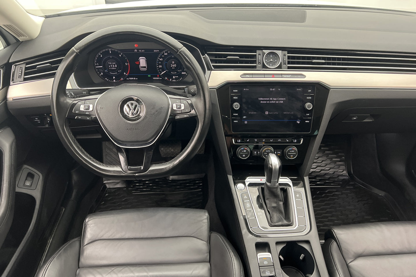 Volkswagen Passat 2.0 TDI 4M R-Line Cockpit Kamera Värm Drag