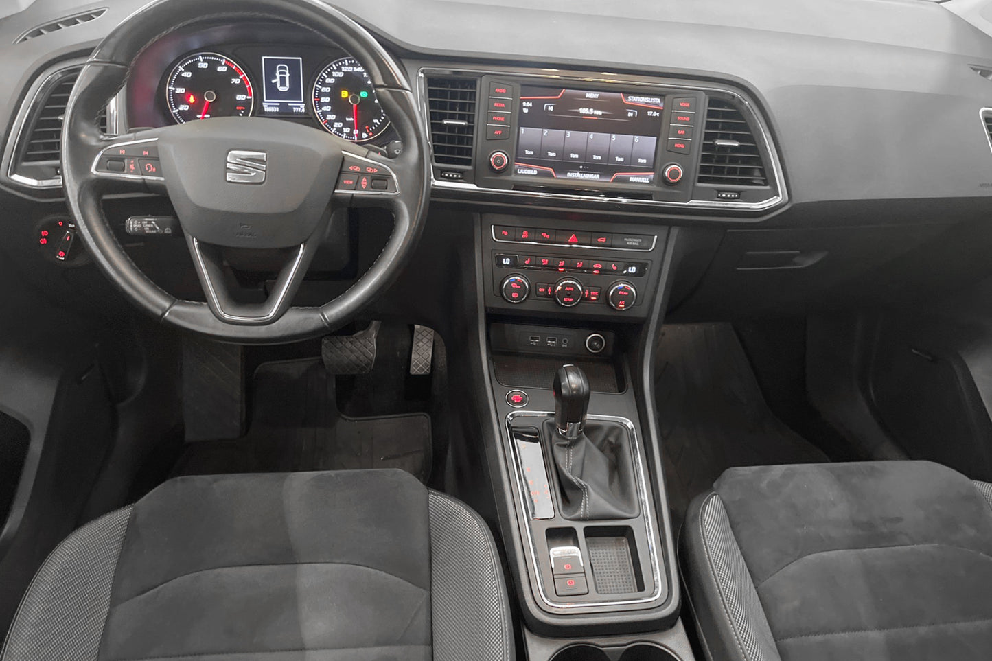 SEAT Ateca 1.4 EcoTSI 150hk Style 360° Dragkrok Välservad