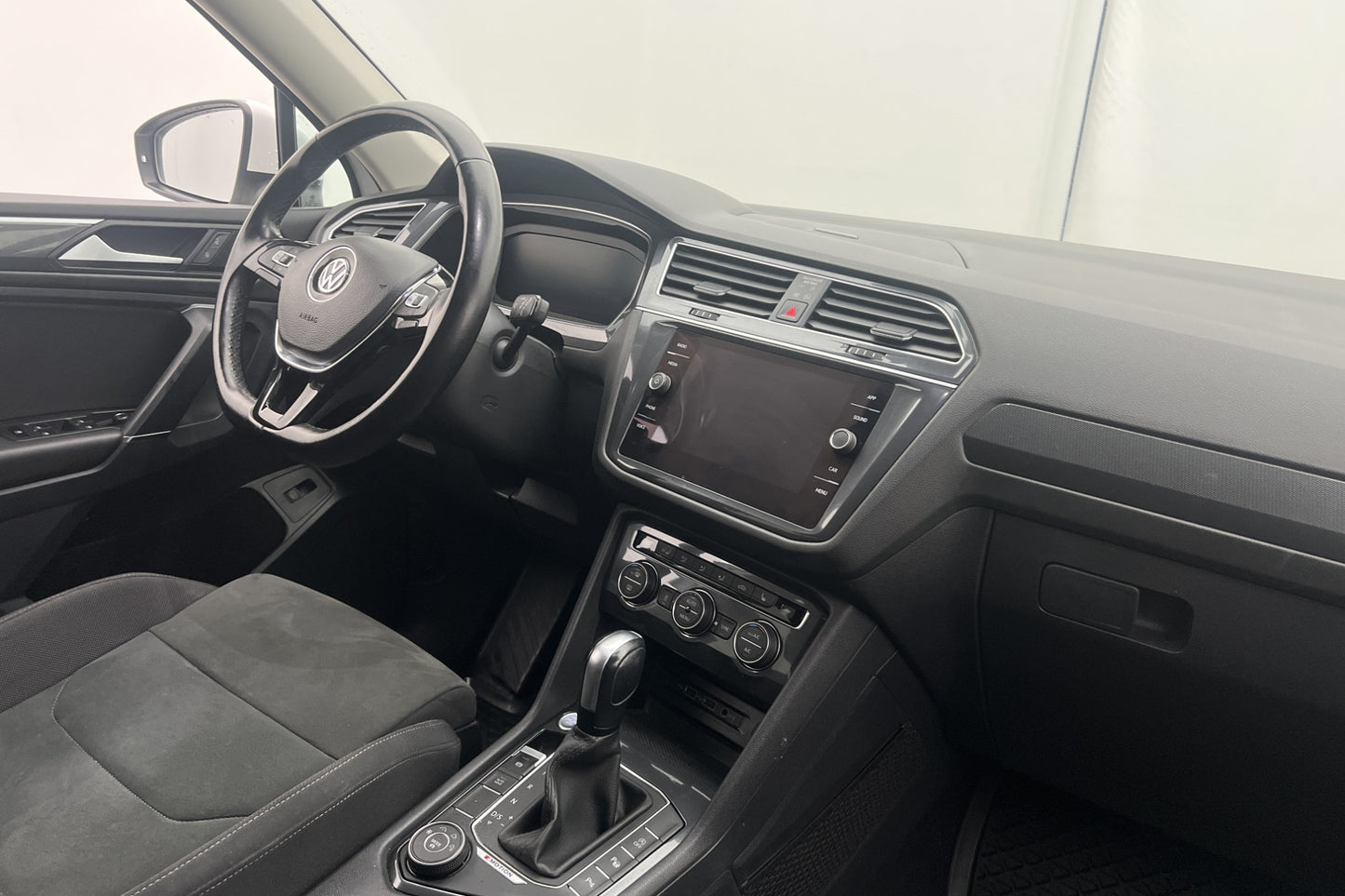 Volkswagen Tiguan Allspace 4M 190hk R-Line 7-sits Cockpit