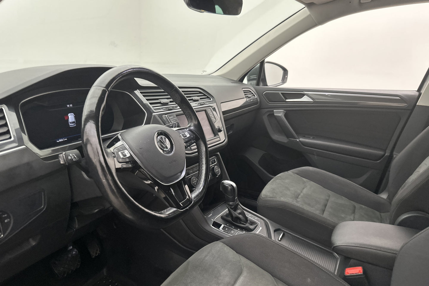 Volkswagen Tiguan TDI 4M 190hk GT Värm Cockpit Kamera Drag