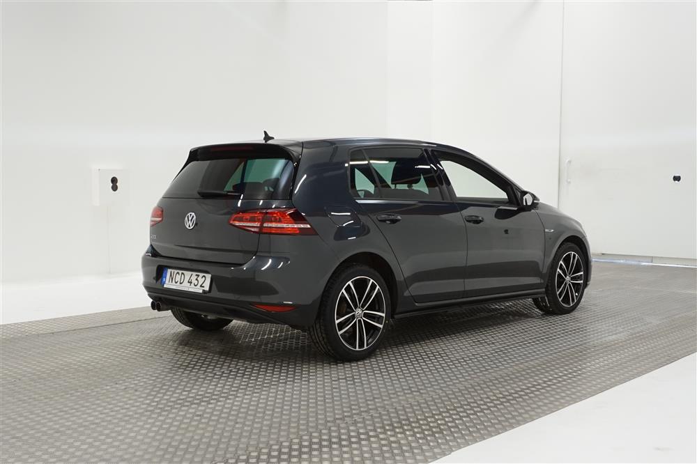 Volkswagen Golf GTE 204hk P-Värm Backkamera Nyservad