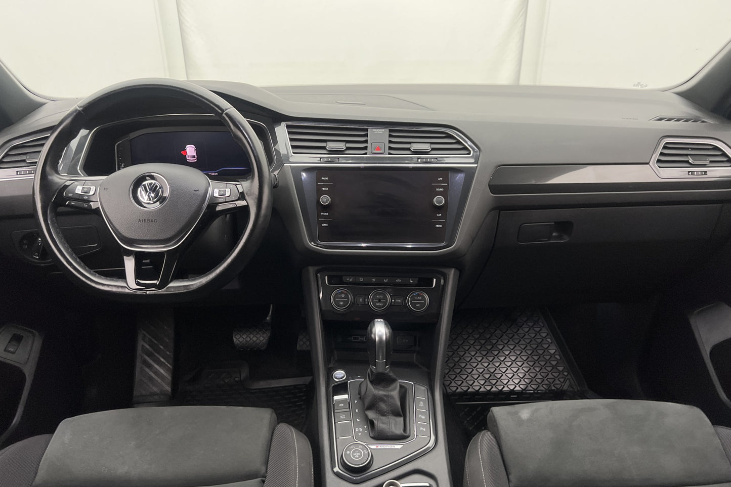 Volkswagen Tiguan Allspace 2.0 TDI 4M R-line Cockpit 7-sits