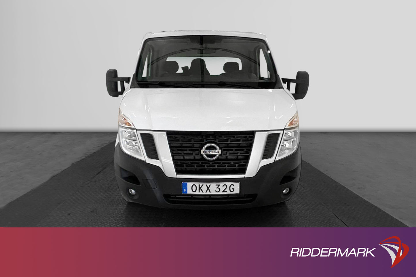 Nissan NV400 KranBil L4 2.3 dCi 170hk Värmare 3-Sits Moms