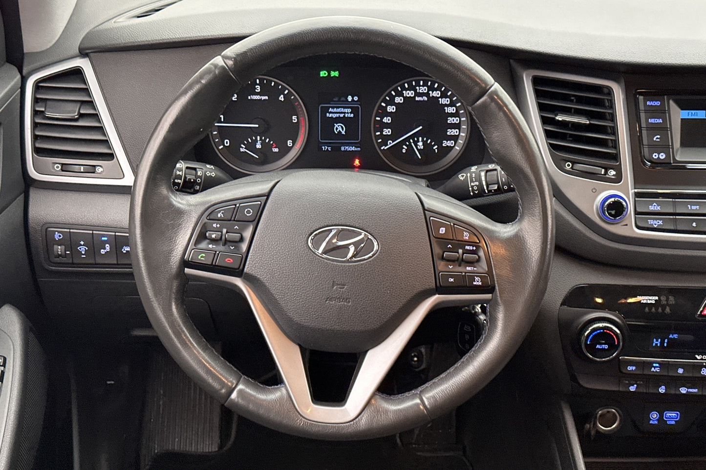 Hyundai Tucson 1.7 CRDi 116hk Lane assist Sensorer Drag Eu6