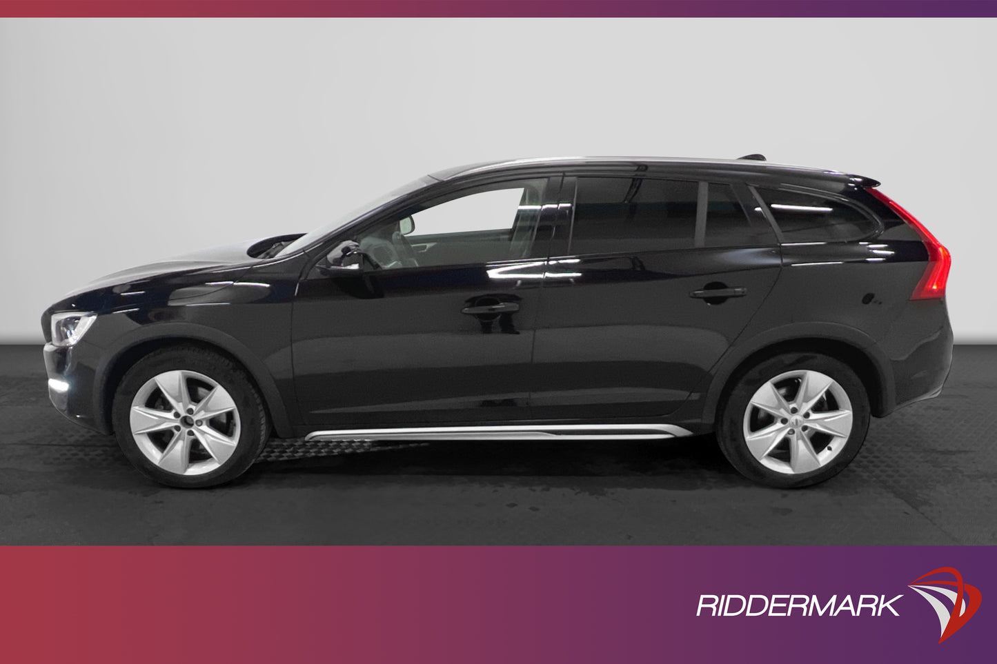 Volvo V60 Cross Country D4 AWD Summum VOC Värm Navi Sensorer