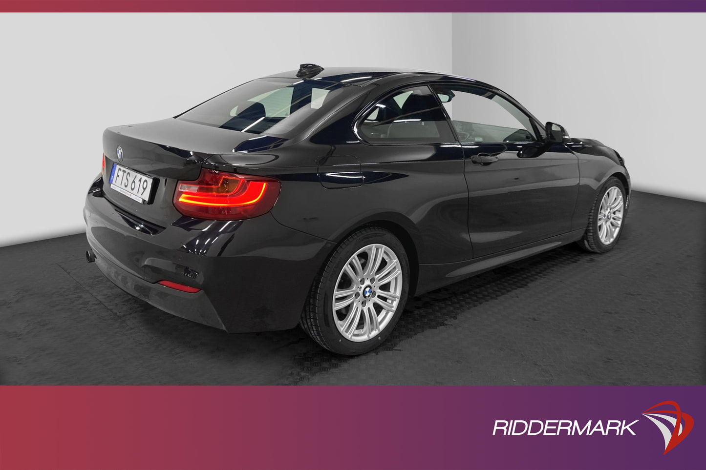 BMW 218 d Coupé 143hk M Sport Pano Rattvärme Sensorer