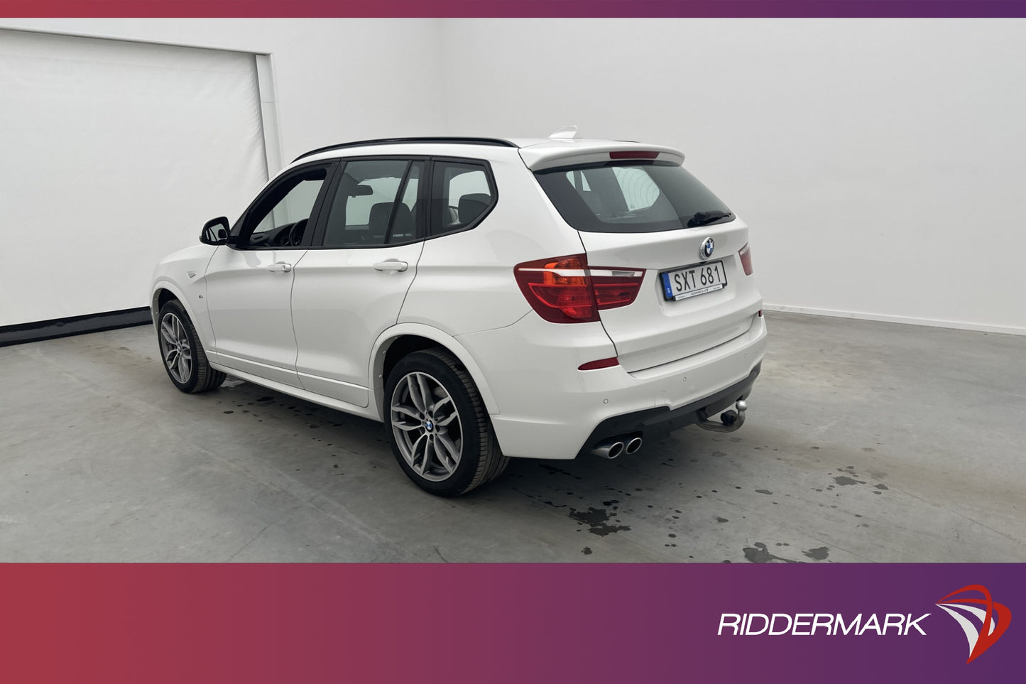 BMW X3 xDrive30d 258hk M Sport Värm Pano B-Kam HuD Navi Drag